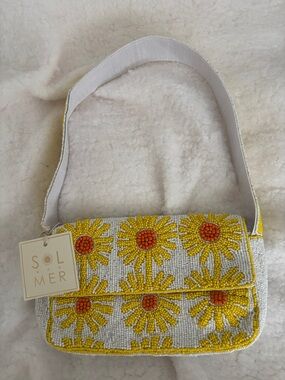 Solmer Beaded Daisy Shoulder Bag